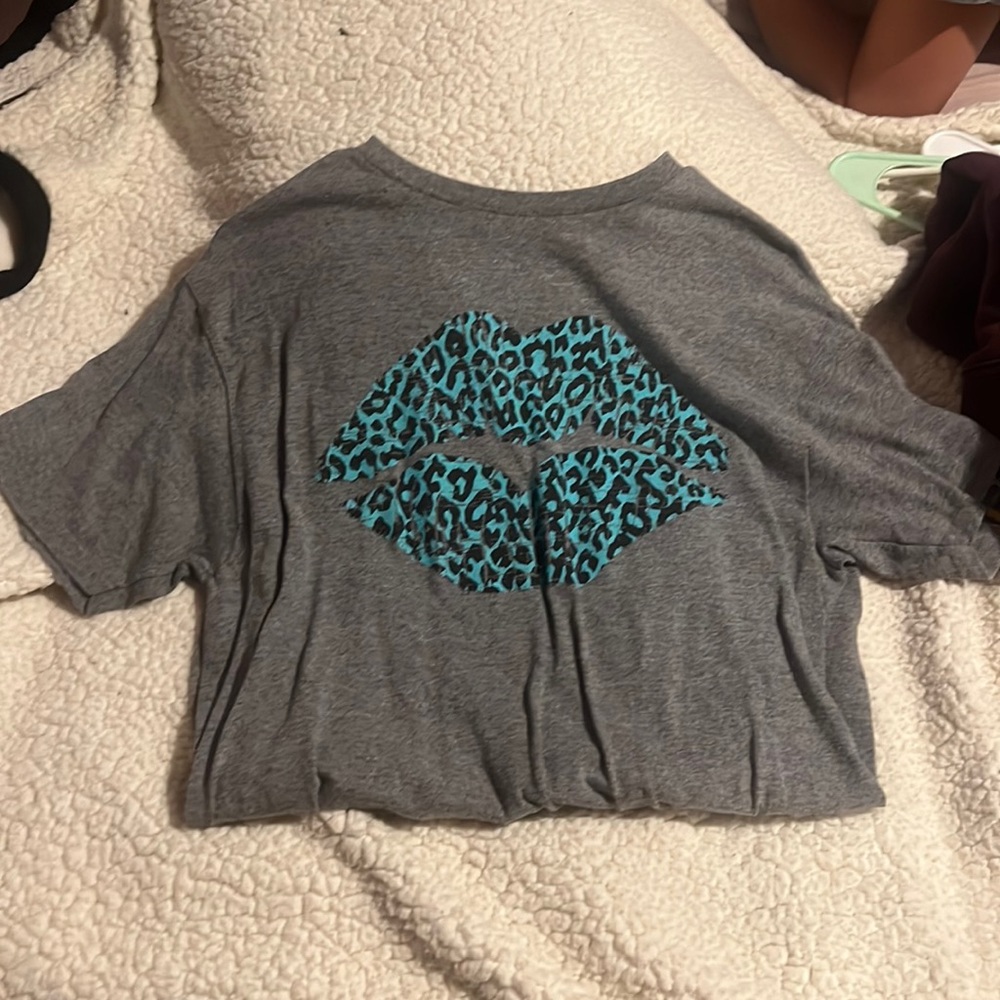 t shirts